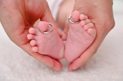 嵊州满月宝宝只放屁不排便 嵊州满月宝宝只放屁不排便